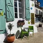 Les Papillons Casa de hóspedes Verteillac