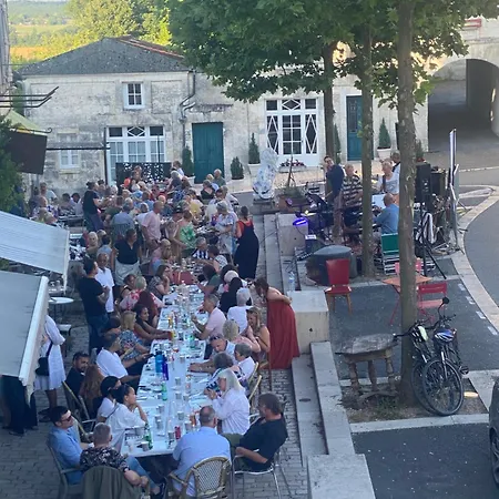 Les Papillons Pensjonat 3*