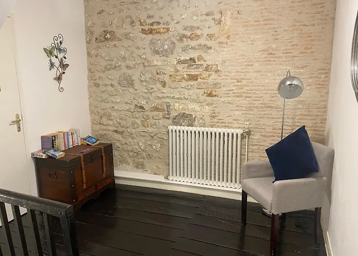 Πανσιόν Les Papillons 3*