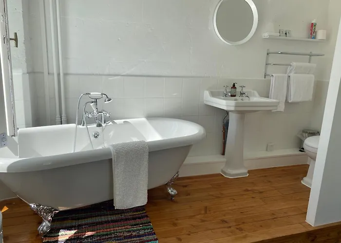 Les Papillons Πανσιόν 3*